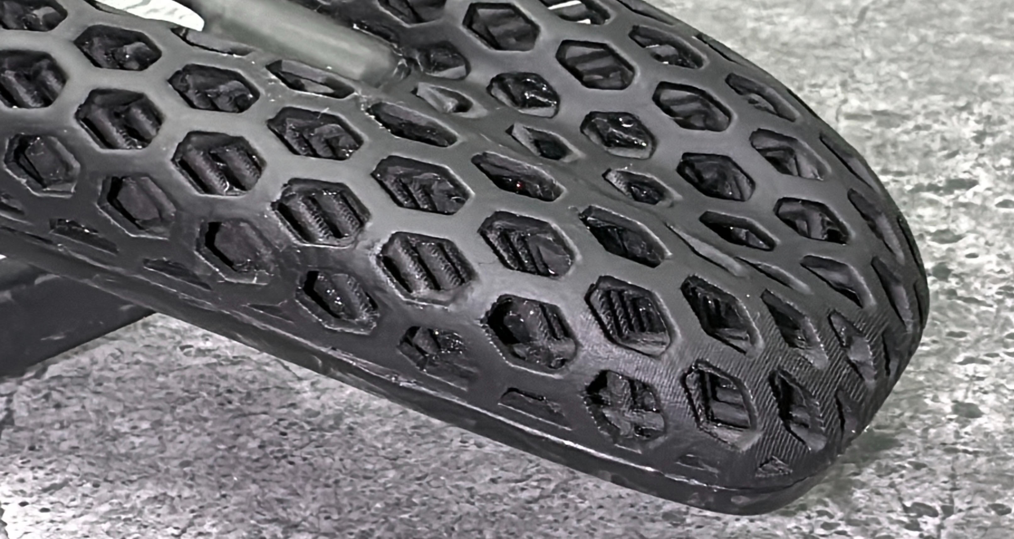 37_3D_nyereg_sport_makro_wing