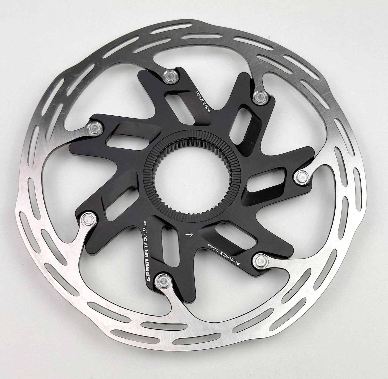 24_sram_red_axs_2024_unboxing