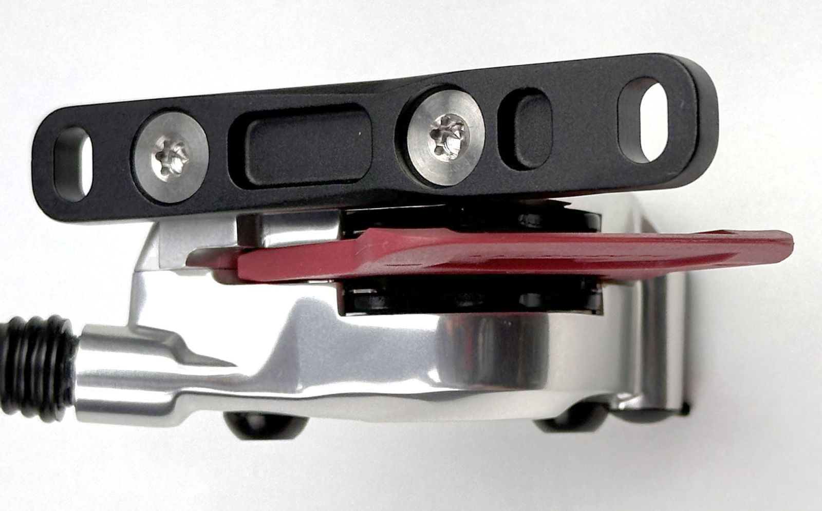 6_sram_red_axs_2024_unboxing