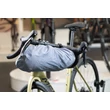 Kép 5/6 - Bikefun bikepacking kormánytáska, 11L, fekete
