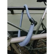 Kép 2/2 - ABUS Yarnit 4004K integrált kulcsos láncos lakat, 110 cm x 4 mm, kék