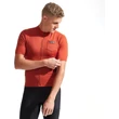 Kép 4/8 - Pearl Izumi Expedition férfi rövid ujjú mez, téglavörös, L-es méret