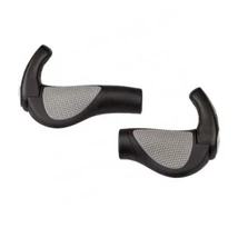 Ergon GP2 ergonómikus bilincses markolat szarvval, agyváltóhoz 140 x 105 mm, L-es vastagság, fekete-szürke