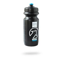 PRO műanyag kulacs, 600 ml, csavaros, fekete