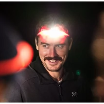 Knog Bandicoot Run 250 fejlámpa, USB-ről tölthető, 250 lumen, átlátszó szilikon pánt, bíborvörös (grape)