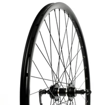 Velogo-Malvestiti Disc 28-as (622 mm) trekking hátsó kerék, tárcsafékes, ipari csapágyas, menetes racsnihoz, gyorszáras, fekete