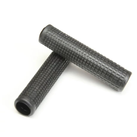 Marikoo 1510 normál gumi markolat, 120 mm, kockás, fekete