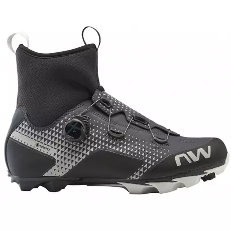 Northwave Celsius XC GTX kerékpáros téli cipő, MTB, SPD, fekete-szürke-reflex csíkos, 43-as