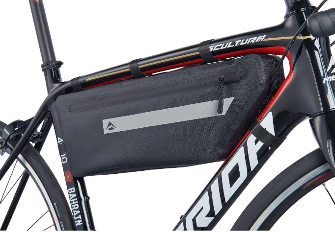Merida Framebag Travel M váztáska, 44x15x7 cm, 4,6L, szürke