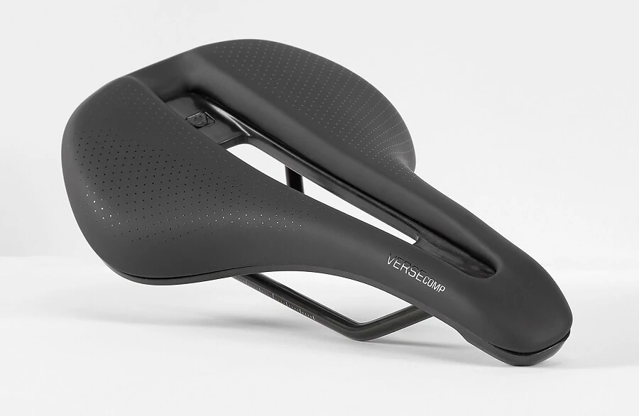Bontrager Verse Comp anatómikus sport nyereg, 270x165 mm, fekete
