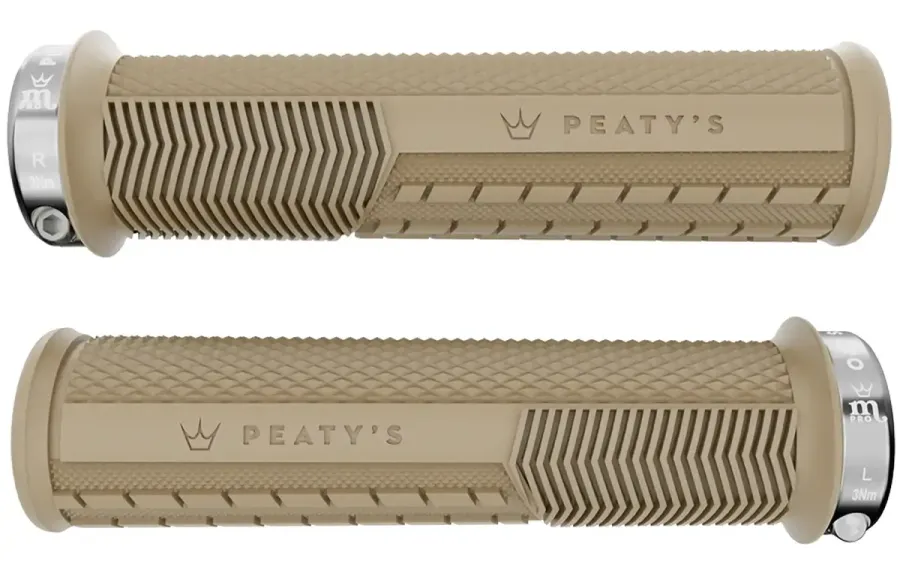 Peaty's Monarch Pro Knurl bilincses gumi markolat, 138 mm, vékony, homokszínű (sage)