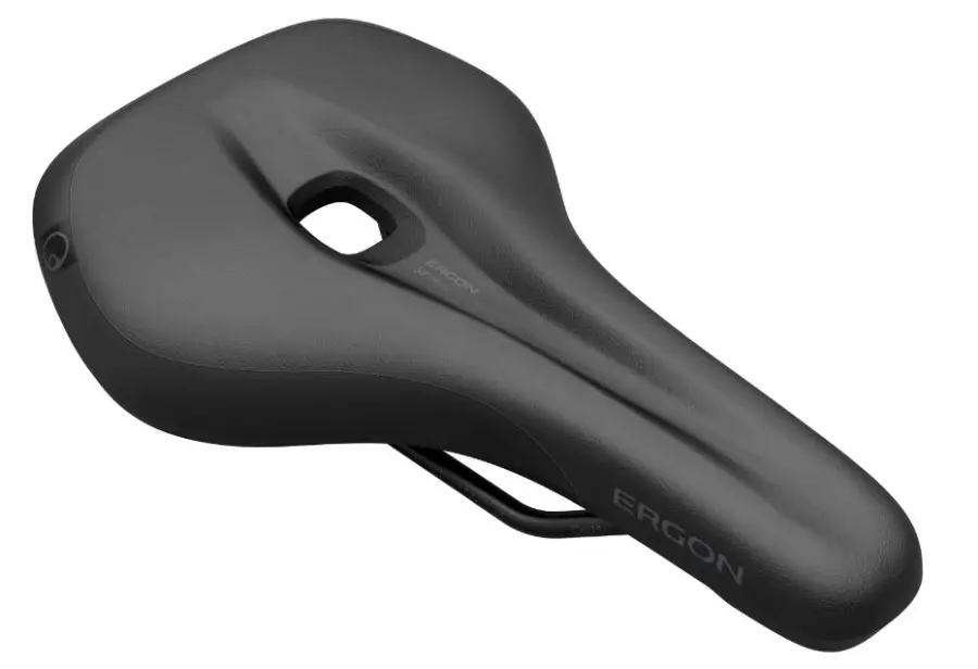 Ergon SF MTB férfi sport nyereg, S/M-es méret (260x160 mm), anatómikus, fekete
