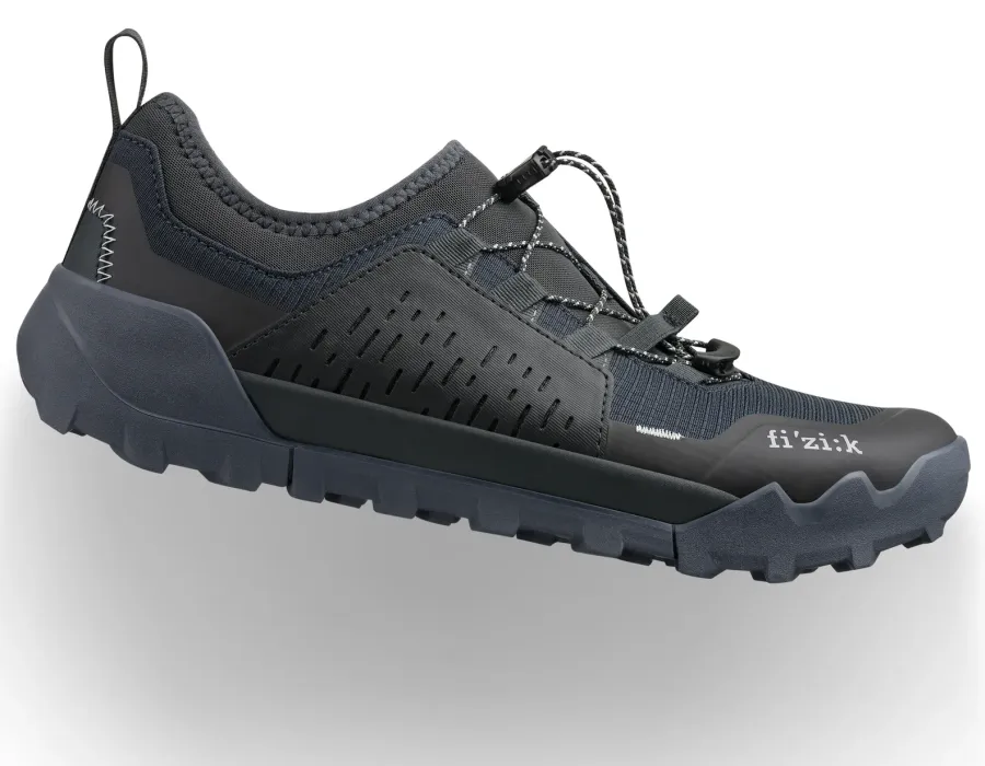 Fizik Terra Ergolace 2.0 férfi trekking és túra kerékpáros cipő, fűzős, SPD, sötétkék-fekete, 44-es