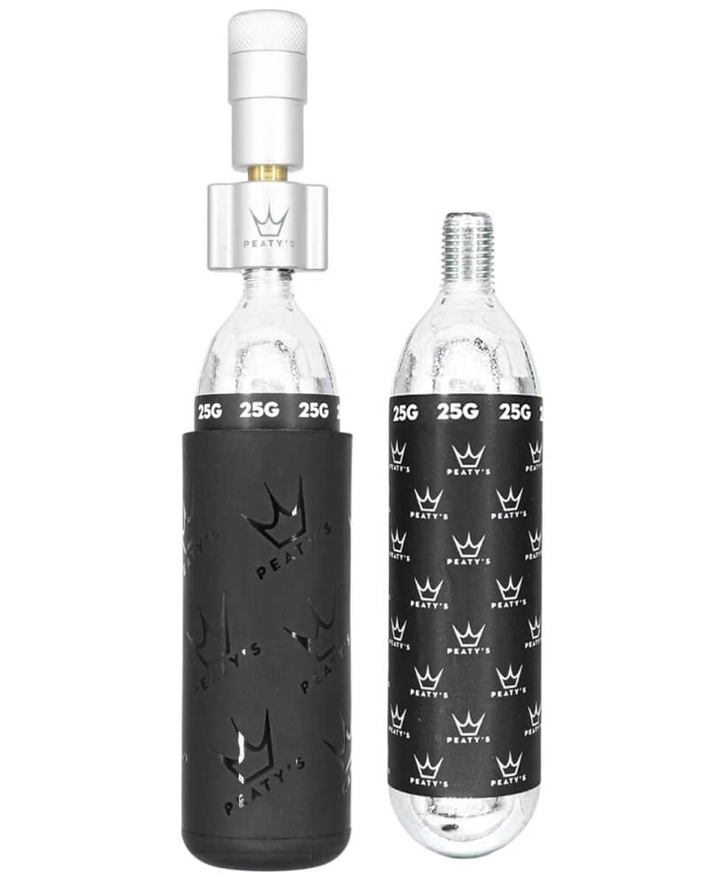 Peaty's Holeshot CO2 minipumpa, presta szelephez, 25 grammos patronnal, ezüst színű