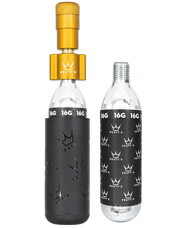 Peaty's Holeshot CO2 minipumpa, presta szelephez, 16 grammos patronnal, bourbon-világosbarna színű