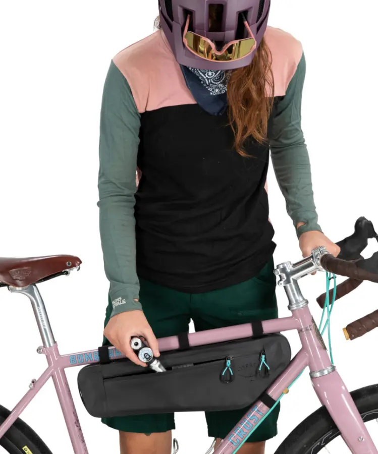 Osprey Escapist S váztáska 2L, fekete